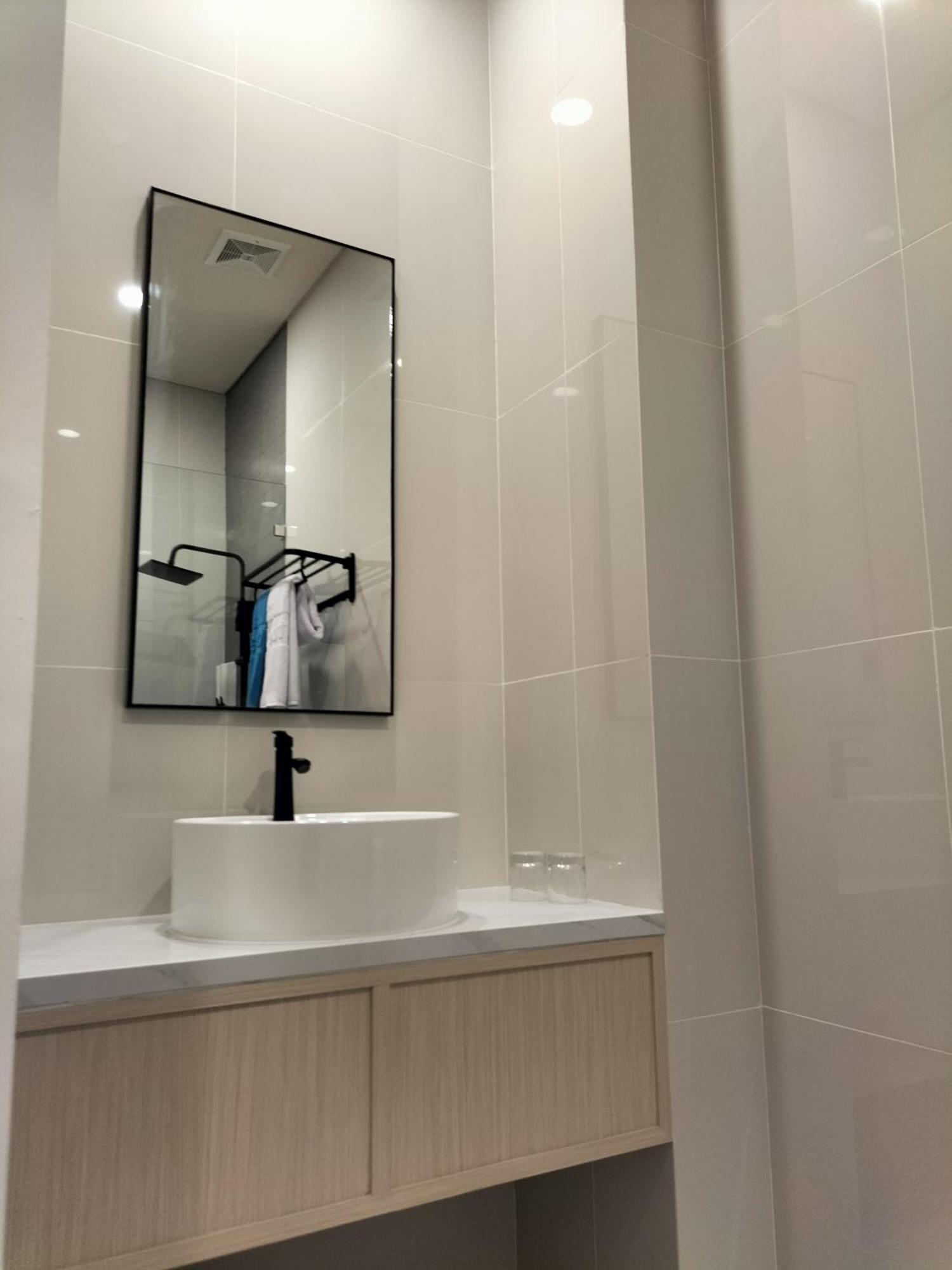 True Blue Hotel Menteng Джакарта Экстерьер фото