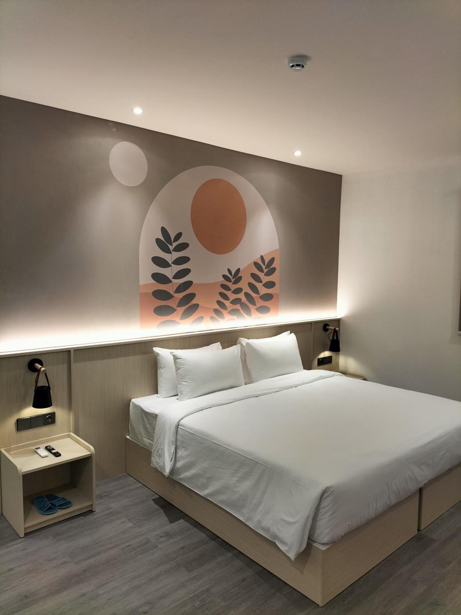 True Blue Hotel Menteng Джакарта Экстерьер фото