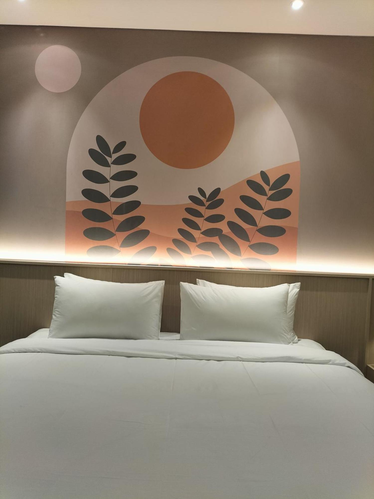 True Blue Hotel Menteng Джакарта Экстерьер фото