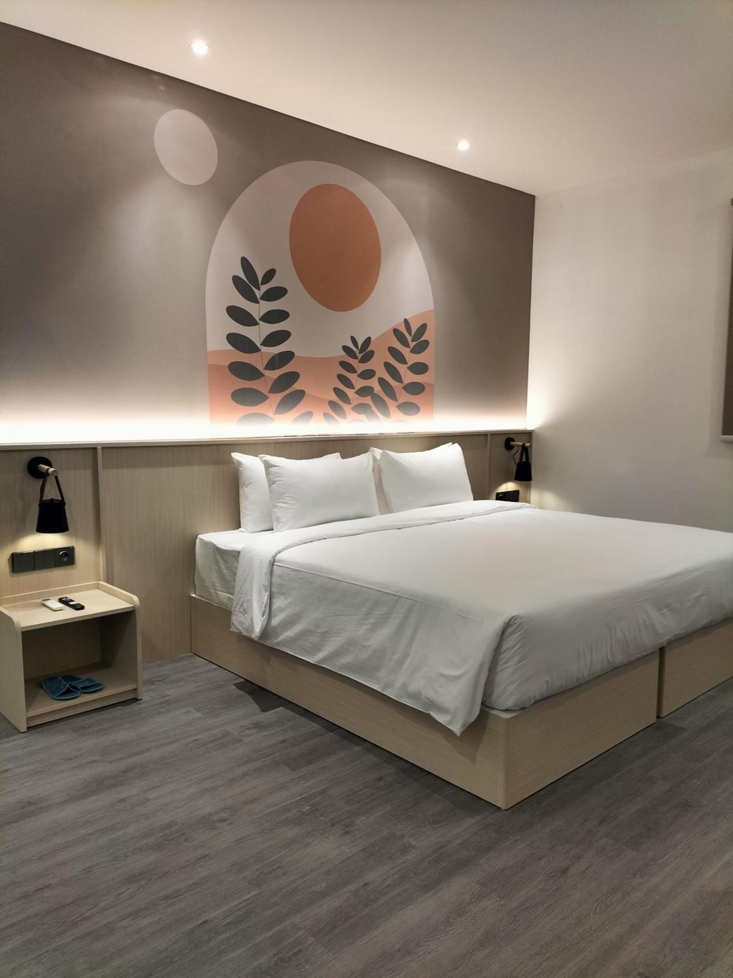 True Blue Hotel Menteng Джакарта Экстерьер фото