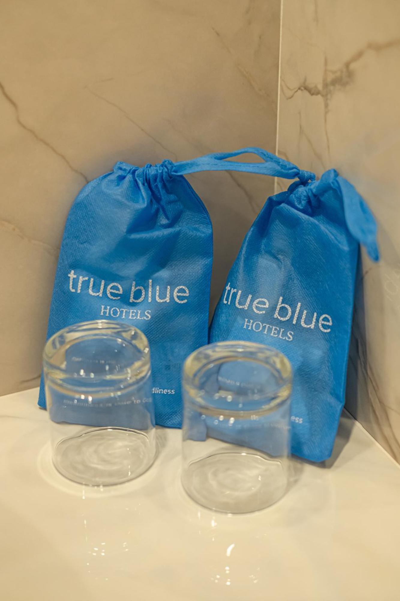 True Blue Hotel Menteng Джакарта Экстерьер фото