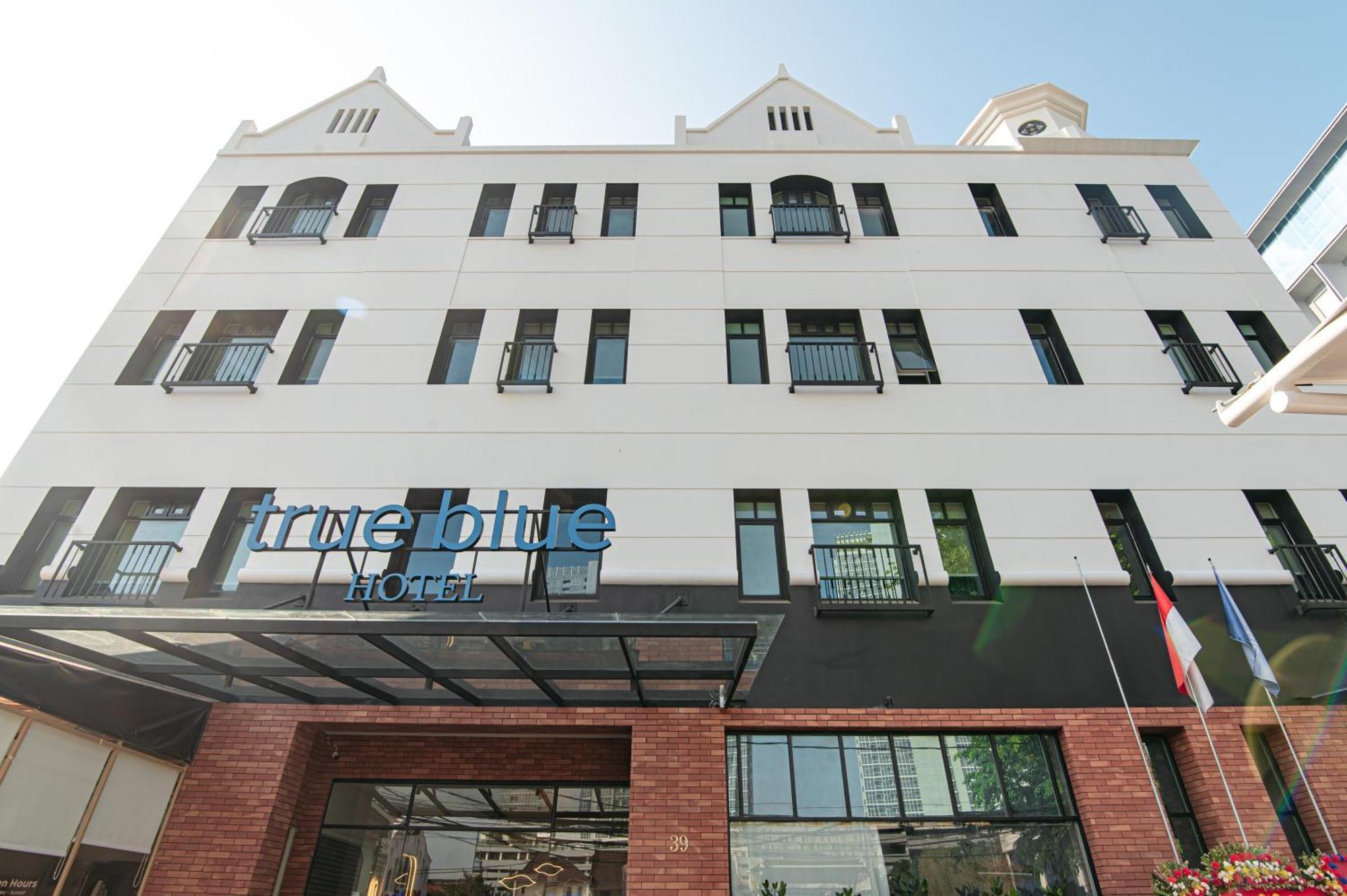 True Blue Hotel Menteng Джакарта Экстерьер фото