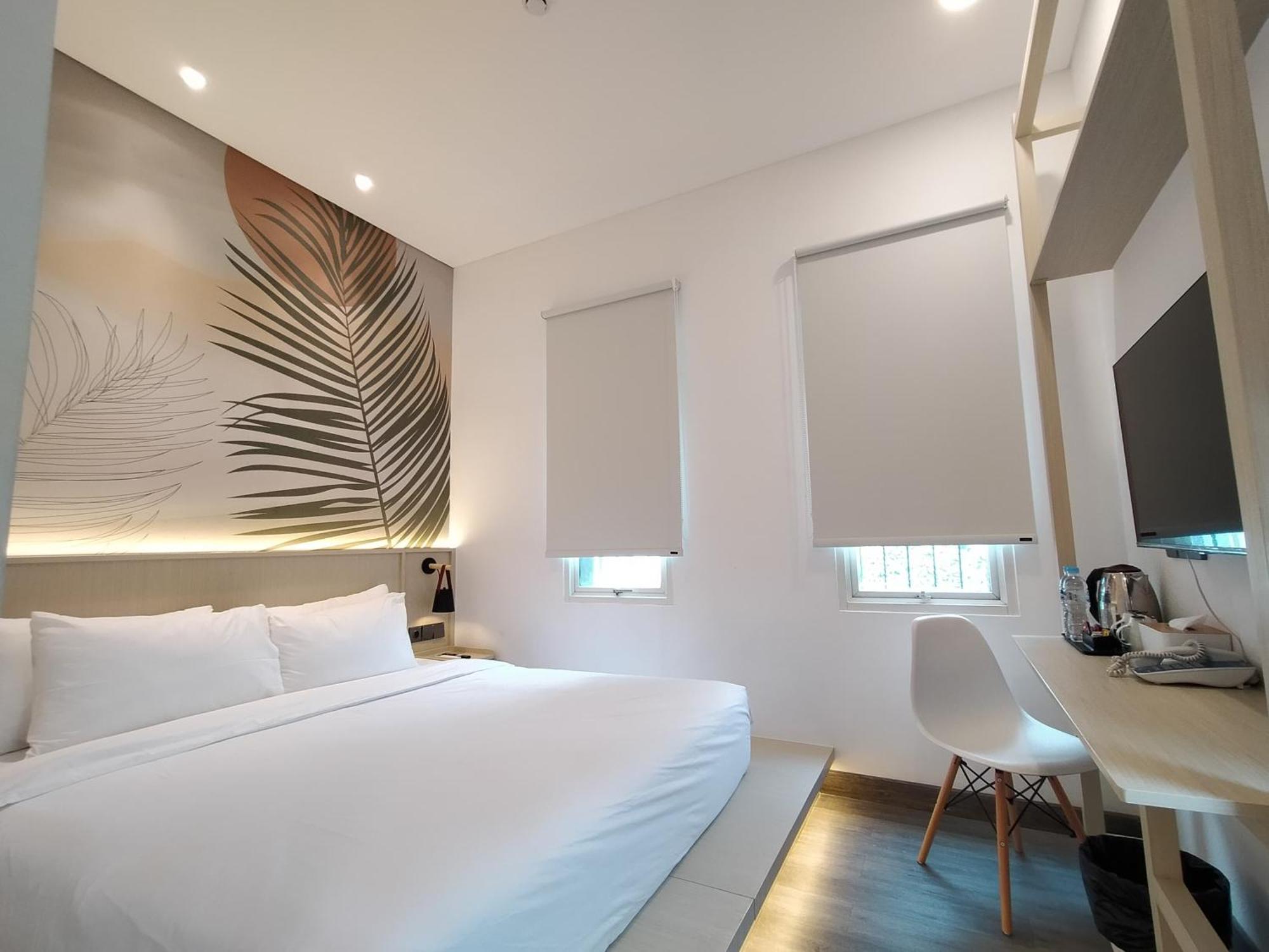 True Blue Hotel Menteng Джакарта Экстерьер фото