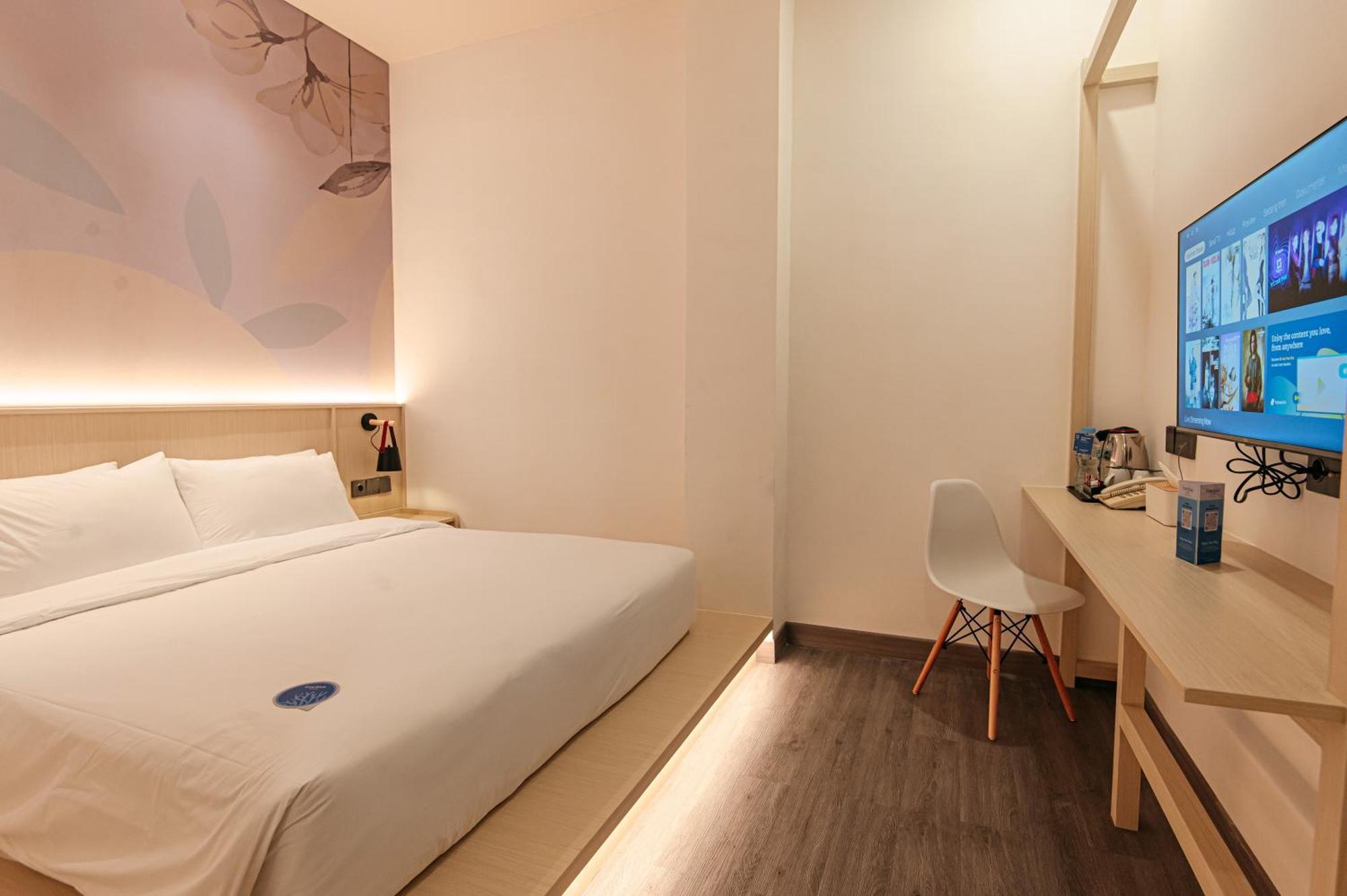 True Blue Hotel Menteng Джакарта Экстерьер фото